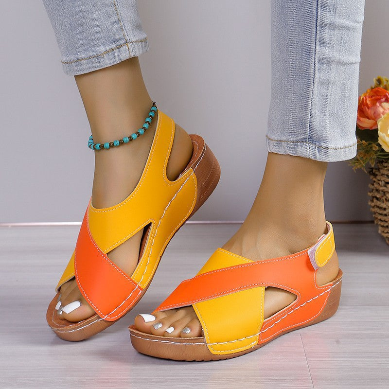Modni sandali👡, široki in udobni, nedrseča oblika, prihranijo vam težave z zavezovanjem vezalk. Ne dovolite, da vam vezalke pokvarijo dobro voljo! 🌼50 % popust danes, brezplačne udobne nogavice🧦