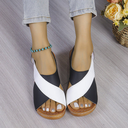 Modni sandali👡, široki in udobni, nedrseča oblika, prihranijo vam težave z zavezovanjem vezalk. Ne dovolite, da vam vezalke pokvarijo dobro voljo! 🌼50 % popust danes, brezplačne udobne nogavice🧦