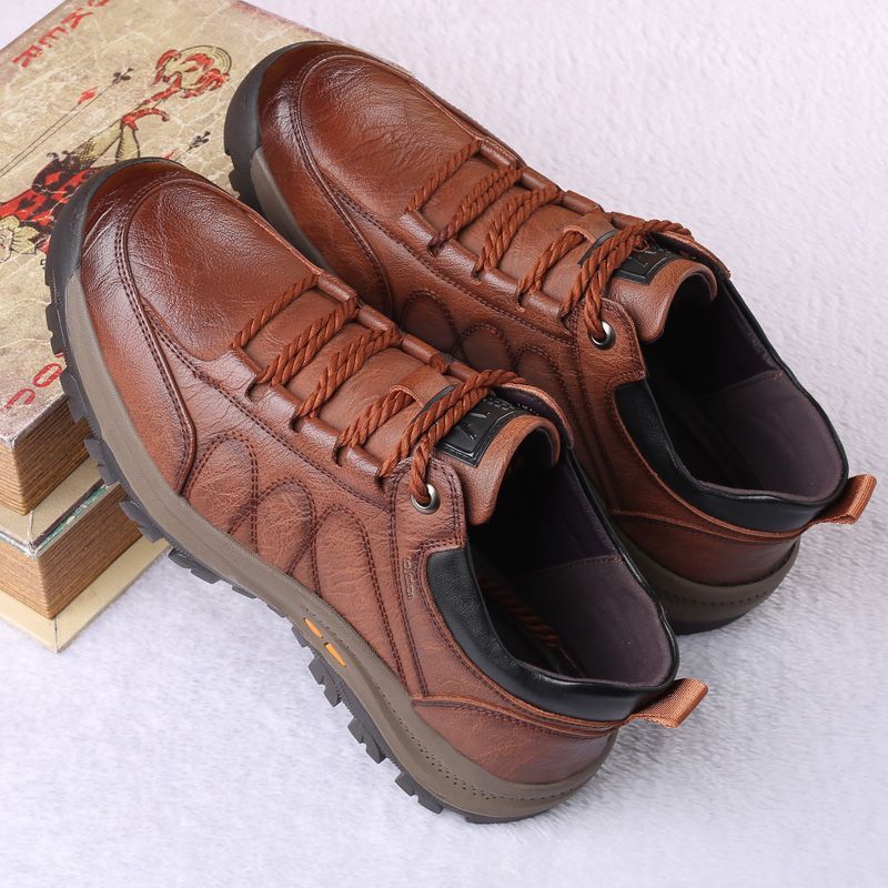 ⏰50 % popust za omejen čas🔥Ročno šivani avstralski čevlji iz pravega usnja👞Enostavno obuvanje in sezuvanje✅Pametno lajšanje bolečin z umetno inteligenco: vodoodporni in nedrseči