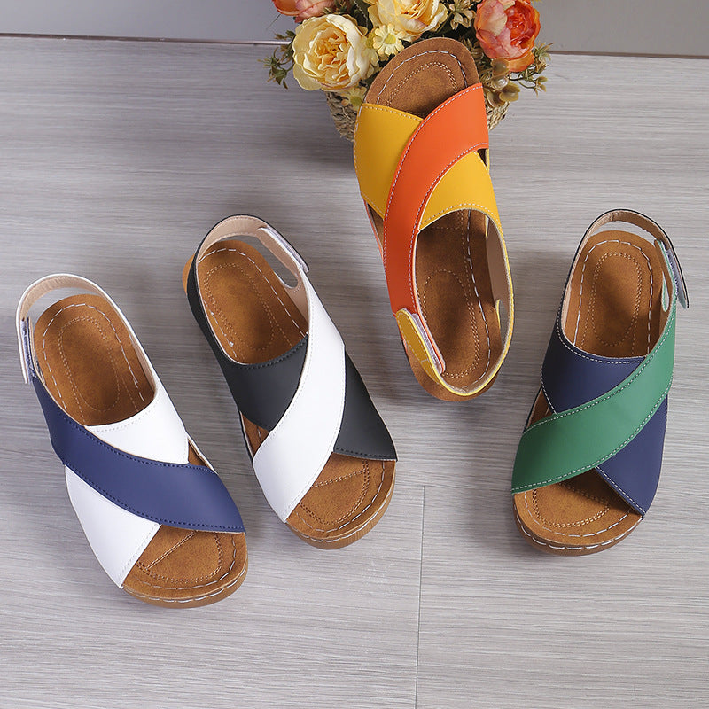 Modni sandali👡, široki in udobni, nedrseča oblika, prihranijo vam težave z zavezovanjem vezalk. Ne dovolite, da vam vezalke pokvarijo dobro voljo! 🌼50 % popust danes, brezplačne udobne nogavice🧦