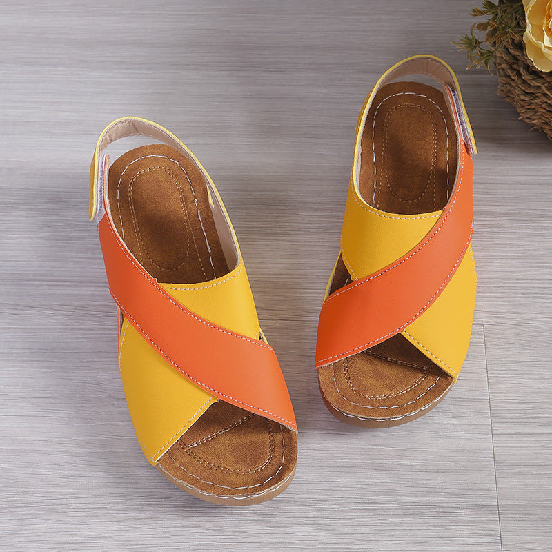 Modni sandali👡, široki in udobni, nedrseča oblika, prihranijo vam težave z zavezovanjem vezalk. Ne dovolite, da vam vezalke pokvarijo dobro voljo! 🌼50 % popust danes, brezplačne udobne nogavice🧦