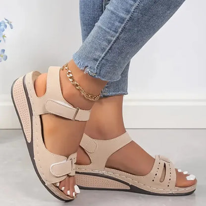 🔥Časovno omejen 50% popust - Poletni ortopedski sandali - Ergonomska oblika ✅100% neboleča hoja